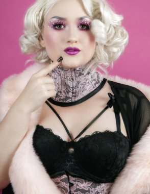 Güzel retro burlesque modeli