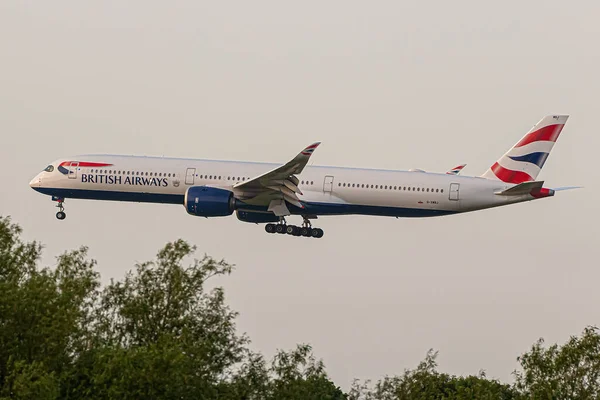 Londýn Velká Británie Května 2023 Airbus A350 British Airways Blíží — Stock fotografie