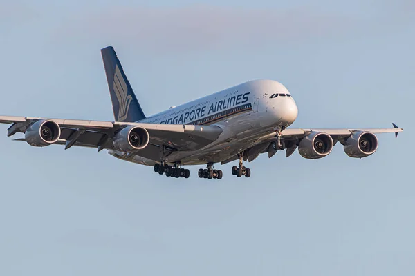 Londra Regno Unito Maggio 2023 Airbus A380 Singapore Avvicina All — Foto Stock