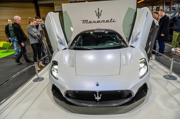 Riga Latvia April 2022 Presentation White Italian Supercar Maserati Mc20 — Stock fotografie