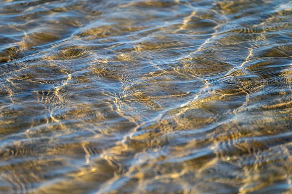 Superfície Água Cristalina Areia Seixos Abstrato Padrão Natural Espaço Cópia — Fotografia de Stock
