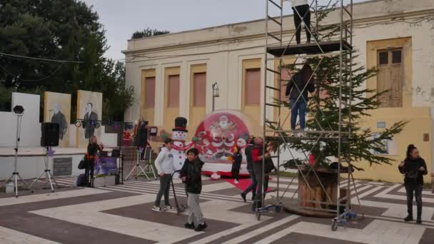 Булци Сассари Италия Декабря 2022 Года Рождественская Вечеринка Площади Детьми — стоковое видео
