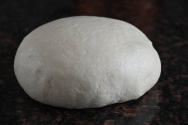 Bölümde hamur mayası