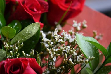 Güzel bir buket kırmızı gül