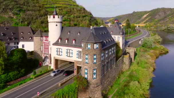 Castillo Del Leyen Camino Que Pasa Castillo Cerca Kobern Gondorf — Vídeos de Stock