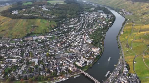 Vedere Aeriană Lui Bernkastel Kues Minunat Oraș German Valea Mosel — Videoclip de stoc