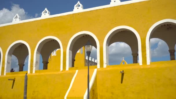 Izamal Yucatan Meksika San Antonio Padua Manastırı Katolik Kilisesi Pueblo — Stok video