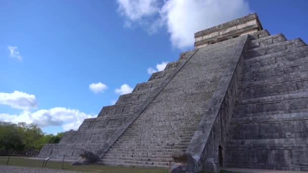 Castillo Eller Kukulkan Tempel Även Känd Som Pyramiden Chichen Itza — Stockvideo