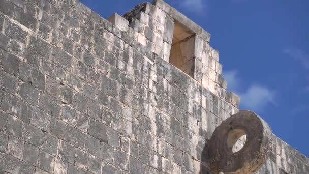 Kamenná Kůra Zdi Antického Pole Pro Mayan Ball Game Chichen — Stock video