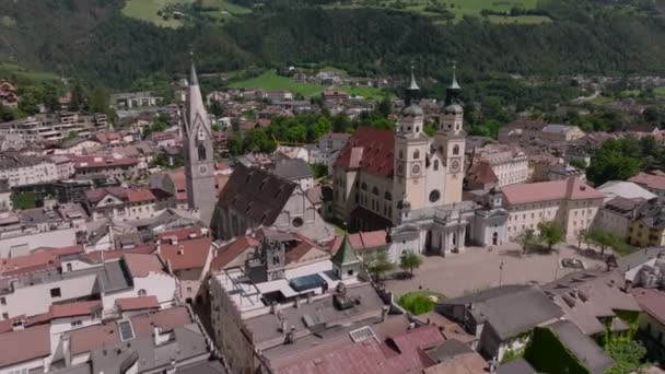 Luchtdrone Uitzicht Brixen Bressanone Zuid Tirol Bolzano Italië Zomerdag Hoge — Stockvideo