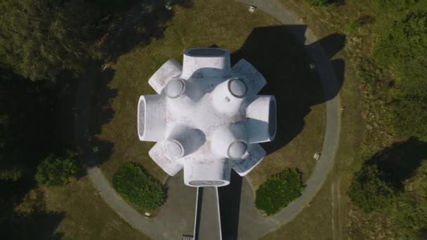 Aerial Drone Shot Ilinden Krusevo Spomenik Memorial Ottoman Era Suprising — Vídeo de stock