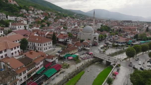 Воздушное Патрулирование Исторического Города Призрен Косово Европа Старая Столица Облачную — стоковое видео