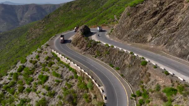 Вид Воздуха Автостраду Извивающуюся Через Горы Пенджабе Хайбер Пахтунхва Пакистан — стоковое видео