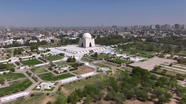 カラチパキスタンのランドマーク 観光地 街並みのクワイドの墓としても知られるマザール Quaidの航空映像 4K映像について — ストック動画