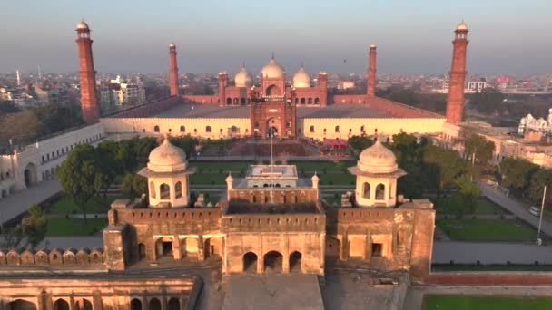 Histórico Forte Lahore Século Xvi Marco Perto Mesquita Masjid Badshahi — Vídeo de Stock