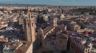 Valencia Eski Kasabası, Santa Maria Katedrali ve tarihi Başkomutan Sarayı Plaza de la Virgen, İspanya. Yüksek kalite 4k görüntü