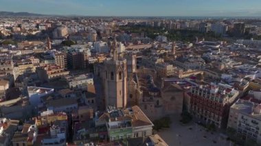 Valencia Eski Kasabası, Santa Maria Katedrali ve tarihi Başkomutan Sarayı Plaza de la Virgen, İspanya. Yüksek kalite 4k görüntü