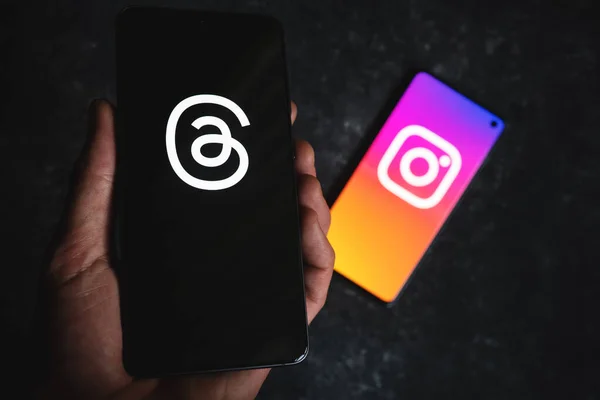 Νήματα Λογότυπο App Στην Οθόνη Του Τηλεφώνου Εικονίδιο Instagram Στο — Φωτογραφία Αρχείου