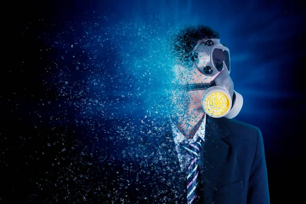 Empresário Usando Máscara Gás Mudar Ser Espalhando Partículas Ciberespaço Com — Fotografia de Stock