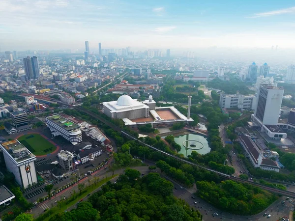 Jakarta Indonesia Noviembre 2022 Vista Aérea Mezquita Istiqlal Con Fondo —  Fotos de Stock