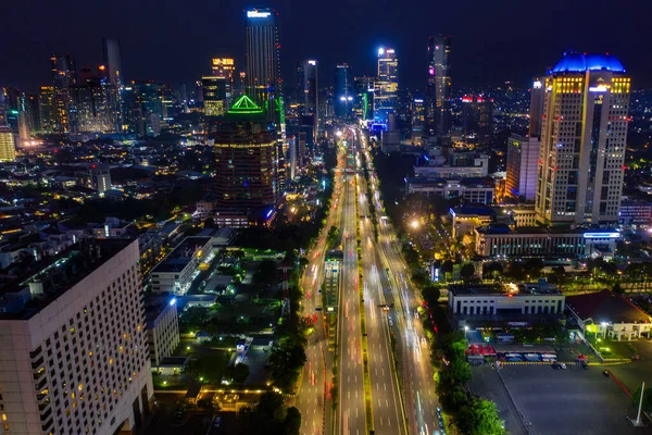 Jakarta Endonezya Kasım 2022 Jakarta Şehrinde Gece Vakti Parlayan Gökdelenle — Stok fotoğraf