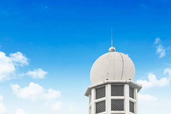 Jakarta Indonesien Februar 2023 Turm Der Istqal Moschee Über Blauem — Stockfoto