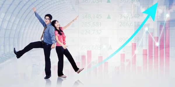 Happy Business People Uptrend Chart Profit Data — Stock fotografie