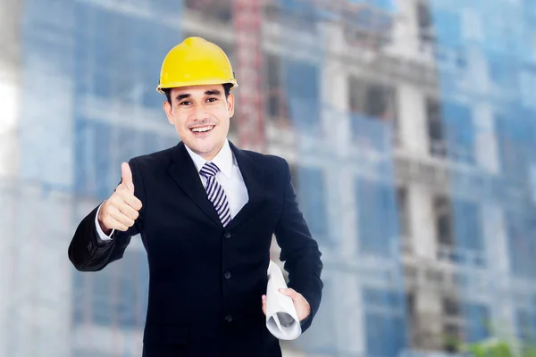 Engenheiro Civil Sorrindo Com Fundo Construção — Fotografia de Stock