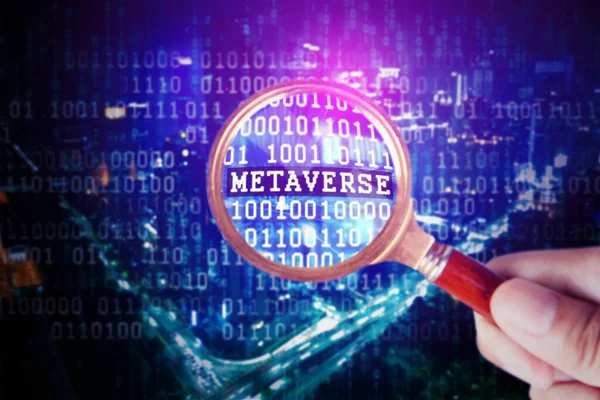 화면과 Metaverse 단어에 바이너리 코드의 — 스톡 사진