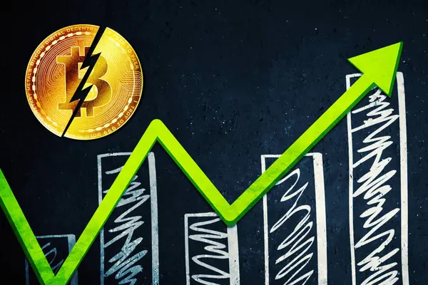 Gráfico Preços Bitcoin Mostrando Tendência Alta Após Bitcoin Evento Metade Fotografias De Stock Royalty-Free