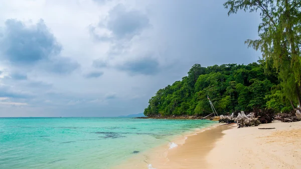 Vista Isla Bambú Phi Phi Tailandia Isla Tropical Concepto Vacaciones —  Fotos de Stock