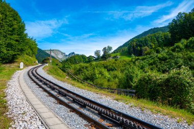 Schafberg tren ve demiryolu manzarası. ScHAFBERGBAHN ÇARPI St. Wolfgang, Avusturya 'dan geçiyor..