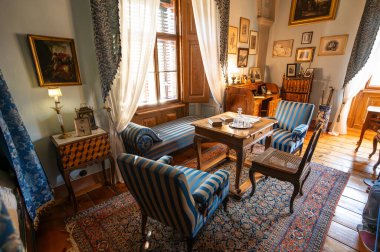 Cervena Lhota, Czech Republic - 28.10.2024: Interiors of the Cervena Lhota Castle , showcasing rooms, furniture, and historic furnishings that reflect the castle's rich history and charm clipart