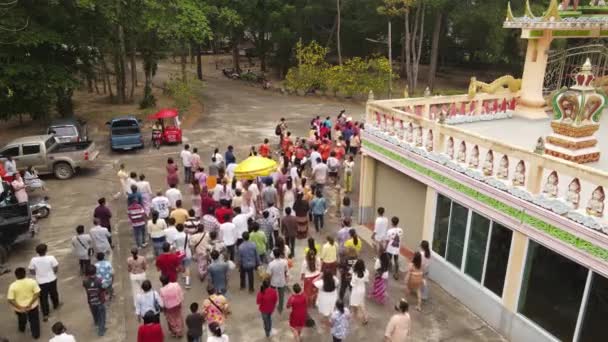 Vídeo Alto Ângulo Mérito Fazendo Cerimônia Ordenação Monge Budista Província — Vídeo de Stock