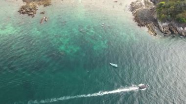 Paradise Beach, Patong 'a yakın bir yer. Güzel doğal deniz manzarası