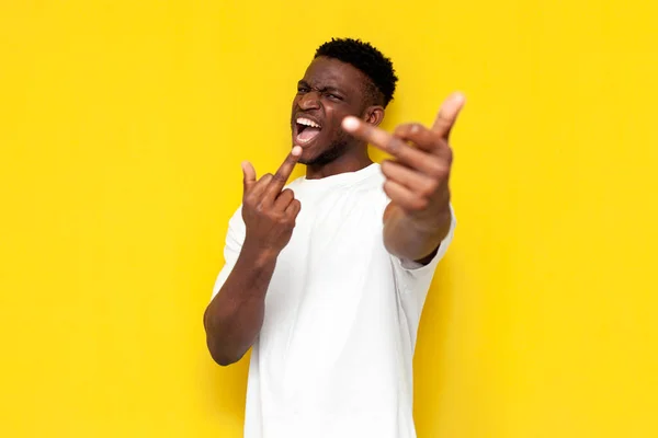 Rude African American Man Showing Middle Finger Camera Yelling Yellow — Foto de Stock