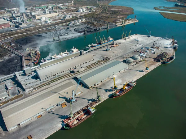 Varna Bulgaristan Crane Lerle Birlikte Kargo Limanının Havadan Görüntüsü — Stok fotoğraf