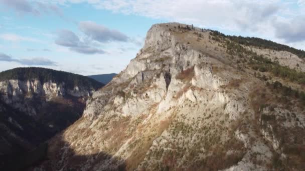 Dağ Manzaralı Kartal Gözü Orlovo Oko Bulgaristan Rodop Dağlarında Hava — Stok video