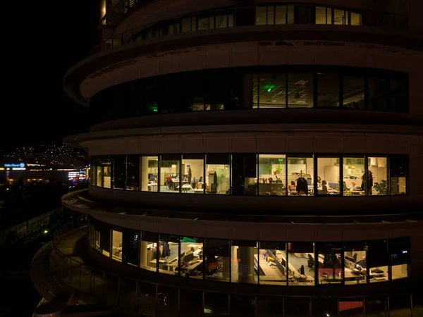 Edifício Escritórios Noite Vista Aérea Drones — Fotografia de Stock