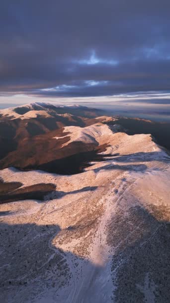 Morning Aerial Top View Snow Covered Balkan Mountains Beklemeto Pass — Vídeo de stock