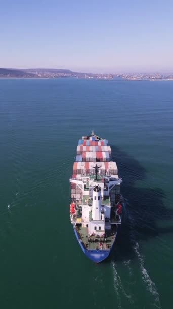 Achtergrondinformatie Containerschip Scheepvaart Transportconcept Vanuit Lucht — Stockvideo