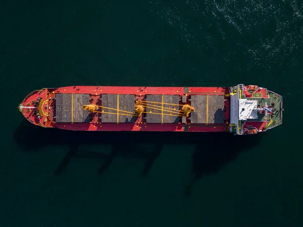 Geniş Kapsamlı Kargo Gemisi Tanker Gemisinin Hava Görüntüsü — Stok fotoğraf
