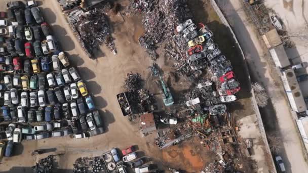 Luchtfoto Video Toont Een Auto Dump Actie Als Een Machine — Stockvideo