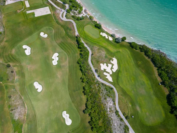 Aerial View Golf Course Stretches Out Its Lush Green Fairways — Stock Photo, Image