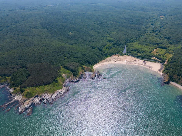 stock image An aerial top view of the rocky coastline of the Black Sea in southern Bulgaria near Silistar Beach, showcasing its rugged beauty and coastal splendor.