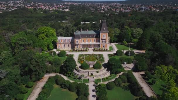 Flygfoto Över Det Historiska Euxinogradpalatset Varna Bulgarien Beundra Storslagen Arkitektur — Stockvideo