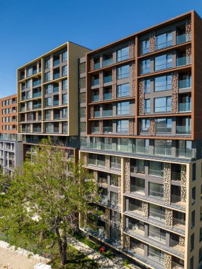 Modern ofis ya da bina cephesi geçmişi. İHA uçuş videosu