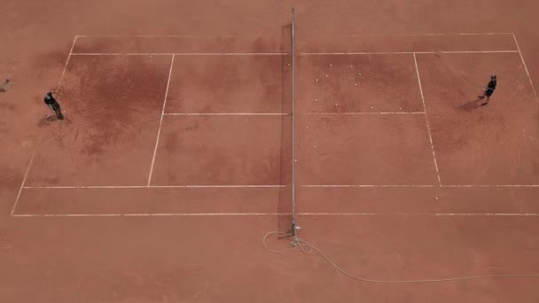 Ein Panorama Luftbild Von Oben Hält Ein Tennistraining Fest Die — Stockvideo