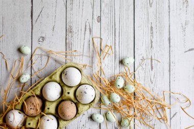 Yuvadaki Paskalya yumurtaları, metin için boşluk