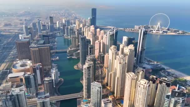 从空中俯瞰迪拜码头 迪拜码头是一个以海滩闻名的富裕住宅区 — 图库视频影像